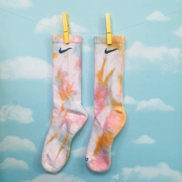 Nike | Hand Dyed Custom Nike Socks | Small/Medium | Kaleidoscope Tie Dye - Picture 4 of 13